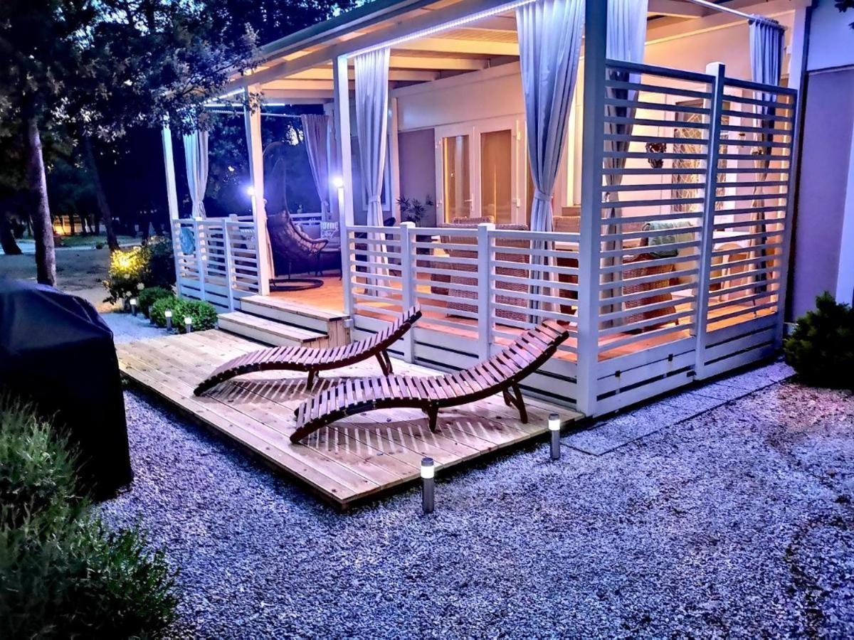 J & R Mobile Homes Biograd Na Moru Exteriör bild